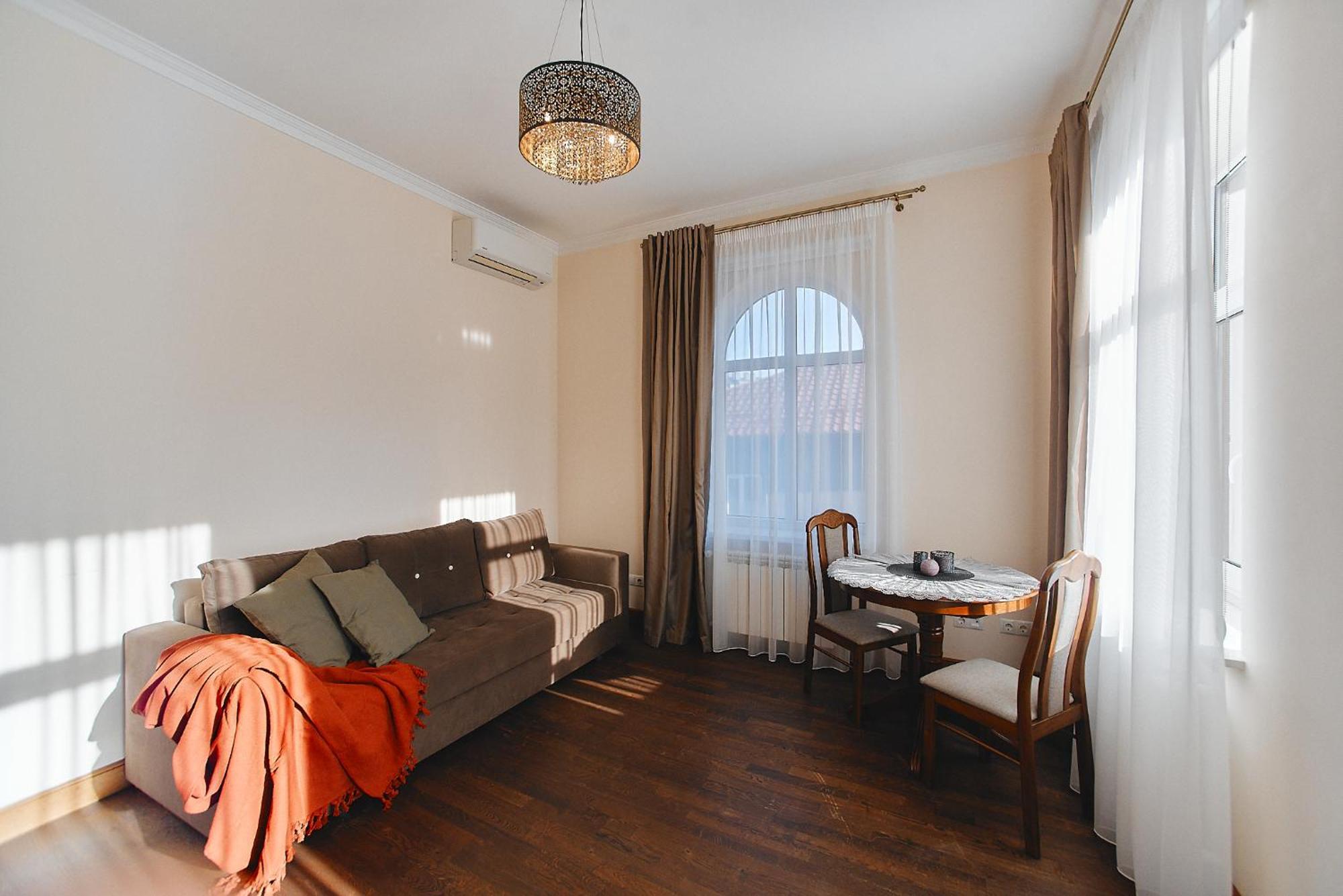 Centre 2 Bedroom Business * Chisinau